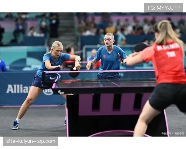 比赛恢复的规则有哪些？裁判如何决定开球、坠球或界外球？