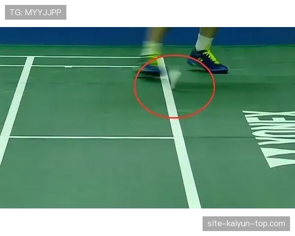 边线规则到底怎么判定？解读球触界外的关键细节和争议点